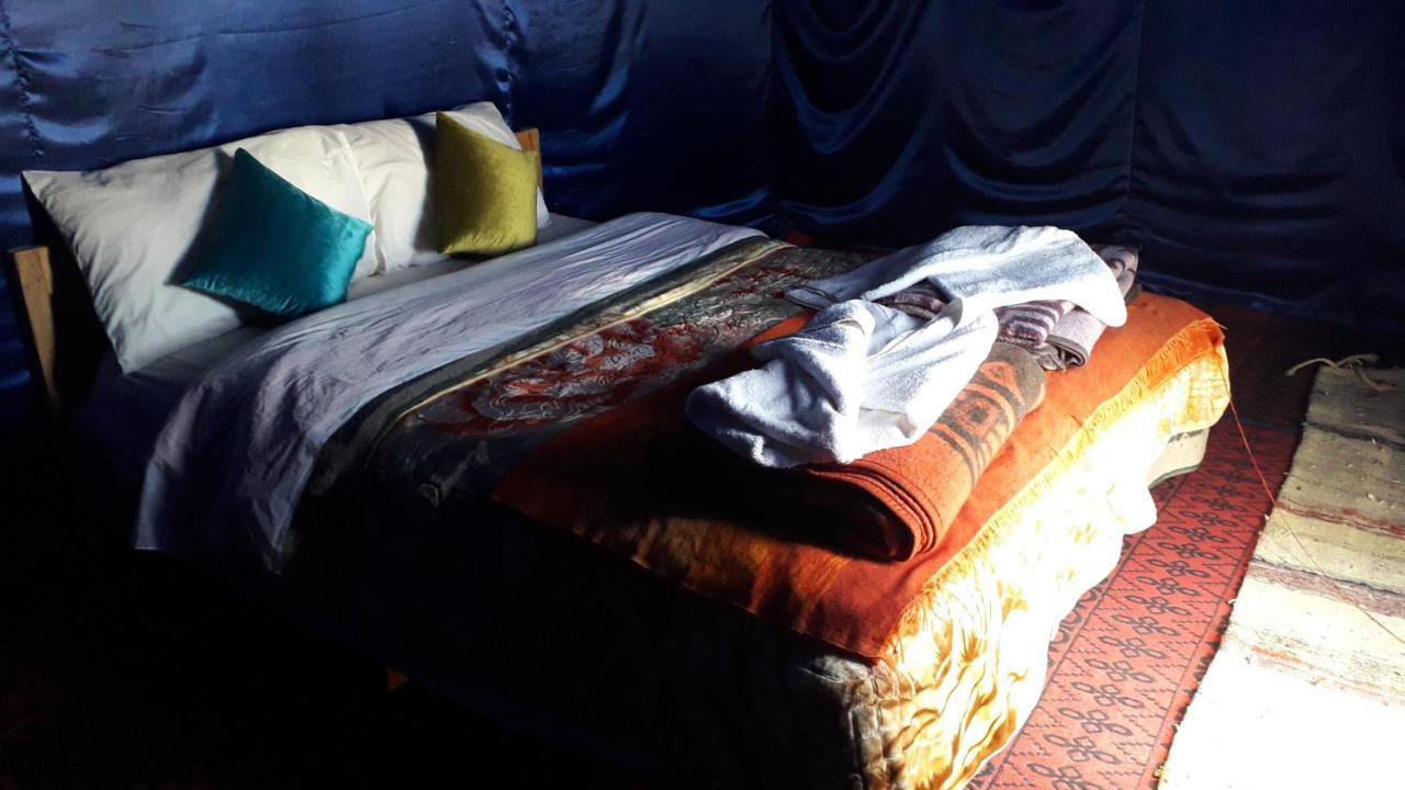 Bivouac Erg Znaigui Hotell Merzouga Rum bild