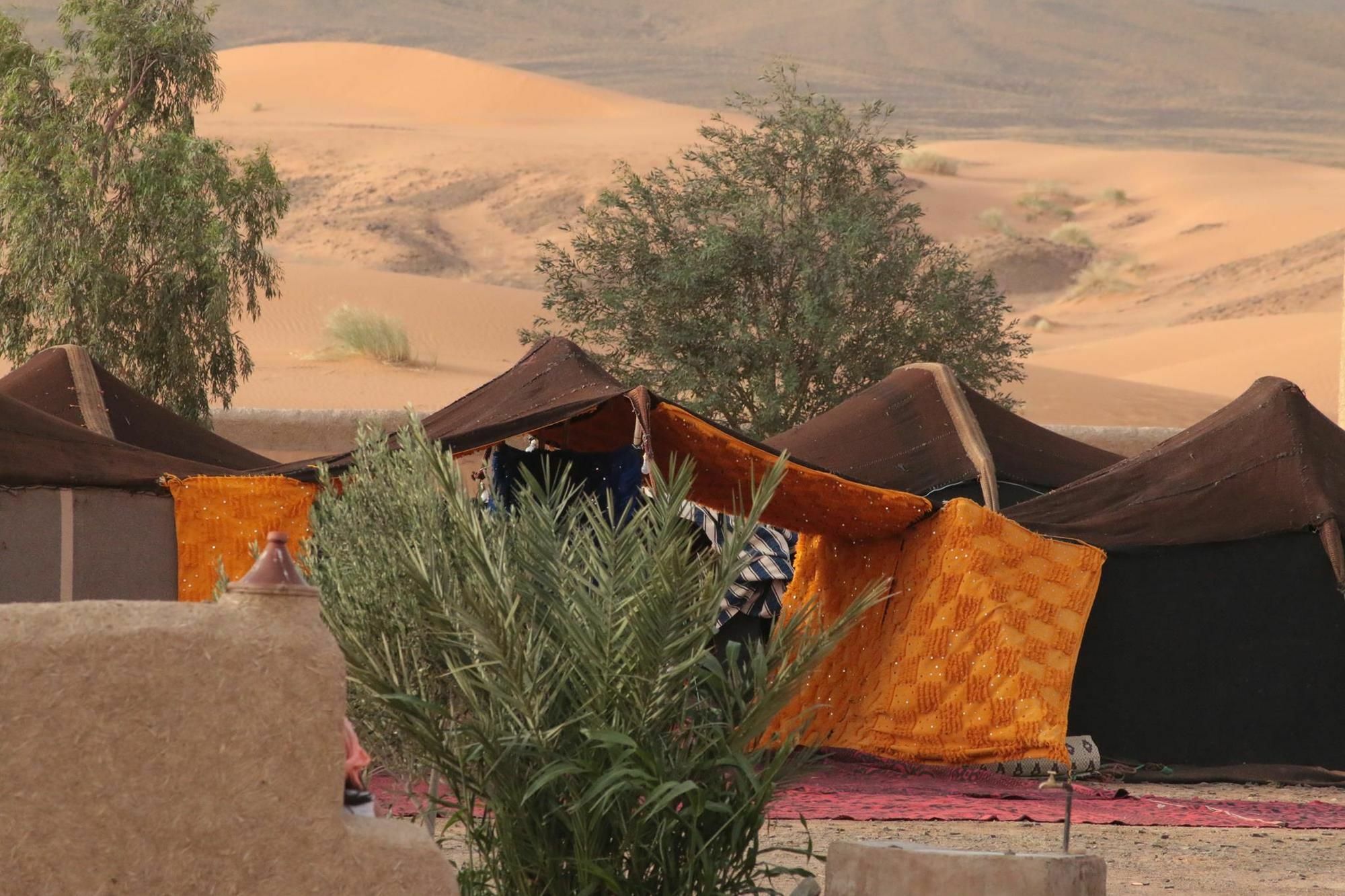 Bivouac Erg Znaigui Hotell Merzouga Exteriör bild