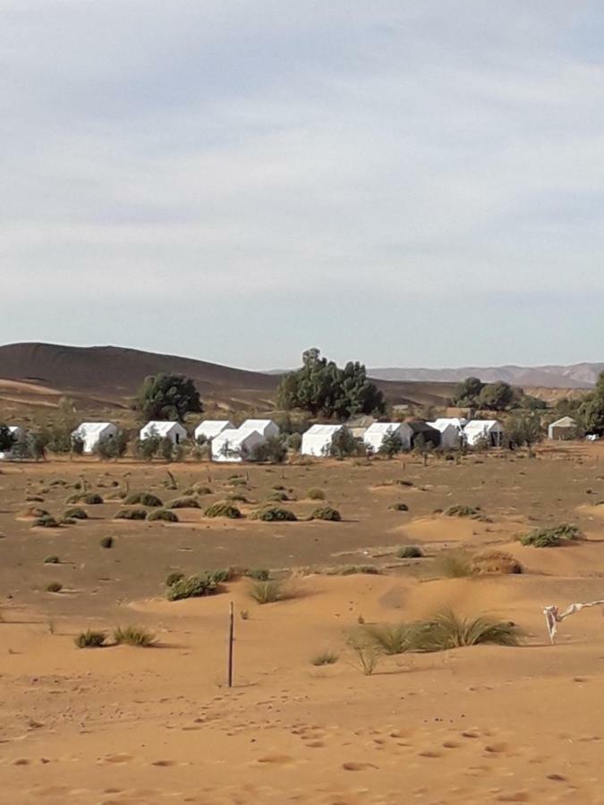 Bivouac Erg Znaigui Hotell Merzouga Exteriör bild