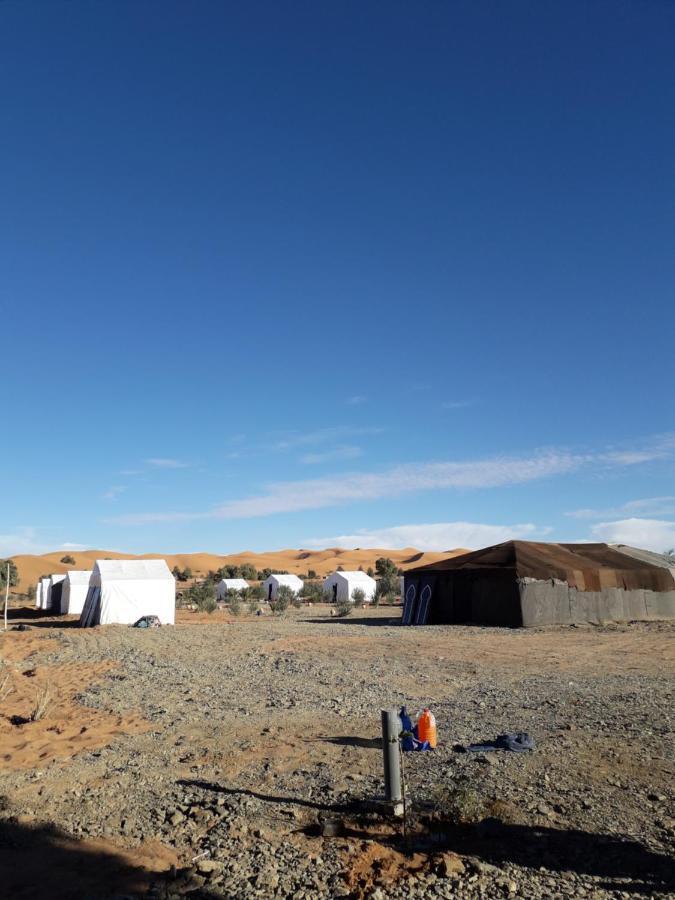 Bivouac Erg Znaigui Hotell Merzouga Exteriör bild