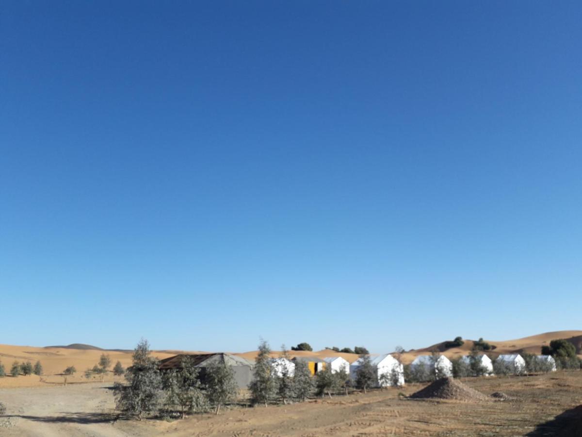 Bivouac Erg Znaigui Hotell Merzouga Exteriör bild